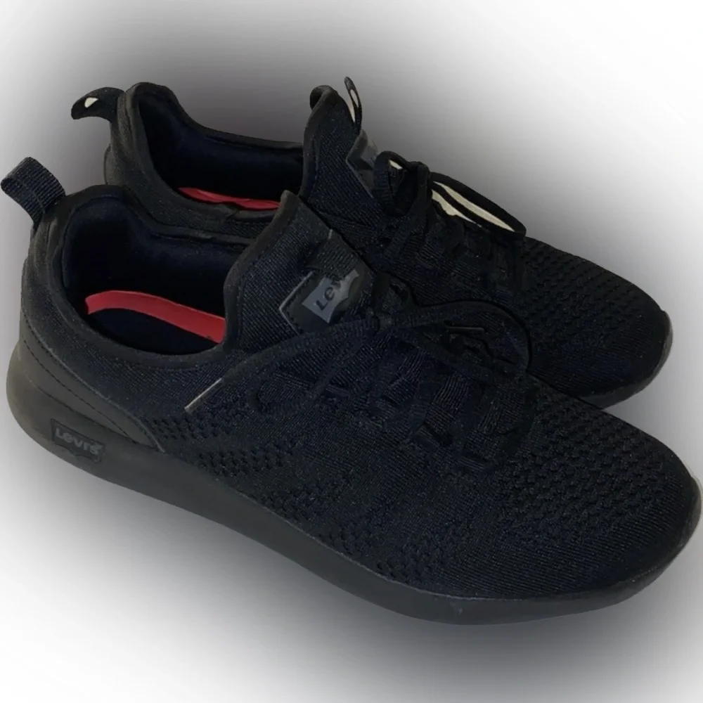 Mens Black Comfort Levi’s Size 11